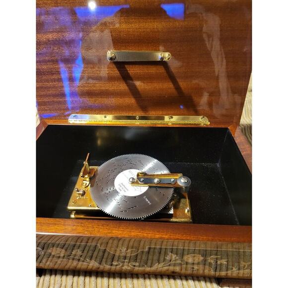 Reuge Music Upright 4-1/2" Disc Music Box With One Disc- Missing Foot - Picture 2 of 9